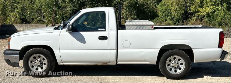 image for item EK3454 2005 Chevrolet  Silverado 1500 pickup truck