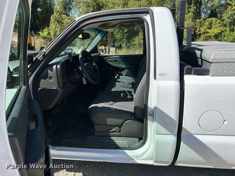 image for item EK3454 2005 Chevrolet  Silverado 1500 pickup truck