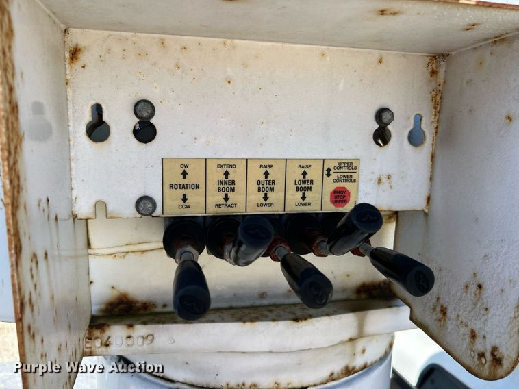 image for item EK3455 2012 Dodge Ram 5500HD bucket truck