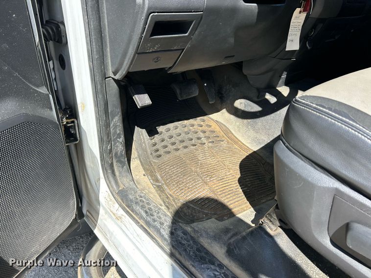 image for item EK3455 2012 Dodge Ram 5500HD bucket truck