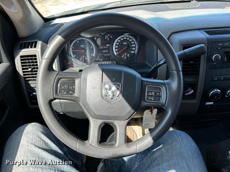 image for item EK3455 2012 Dodge Ram 5500HD bucket truck