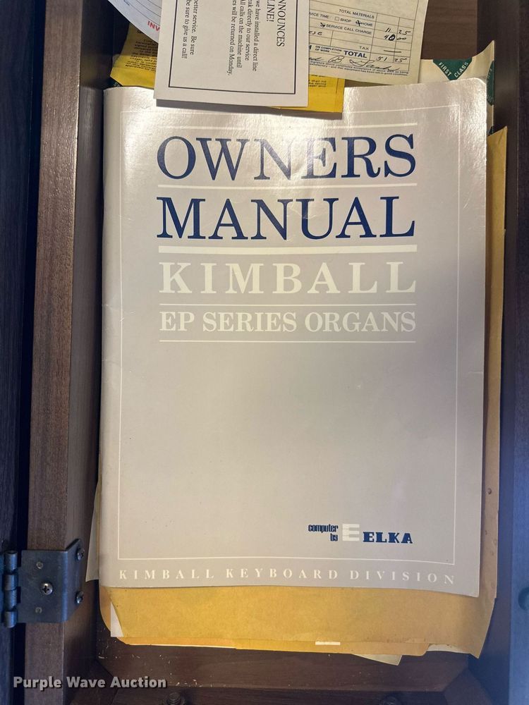 image for item EN0033 Kimball  organ and piano 