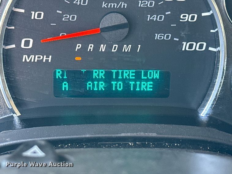 image for item ER8030 2017 Chevrolet Express 2500 van