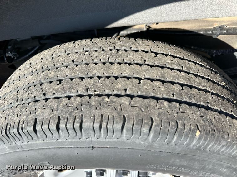 image for item ER8030 2017 Chevrolet Express 2500 van