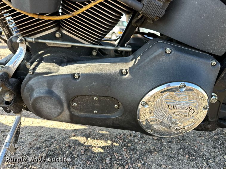 image for item ER8036 2002 Harley Davidson FXSTB Night Train motorcycle