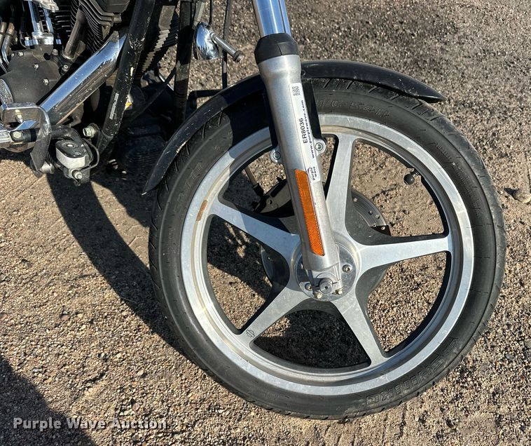 image for item ER8036 2002 Harley Davidson FXSTB Night Train motorcycle