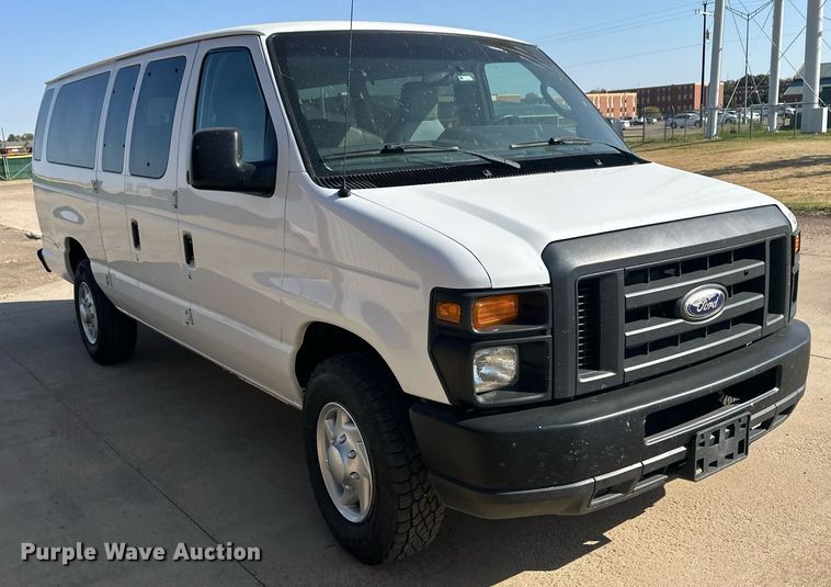 image for item ER8063 2012 Ford E350 Super Duty van