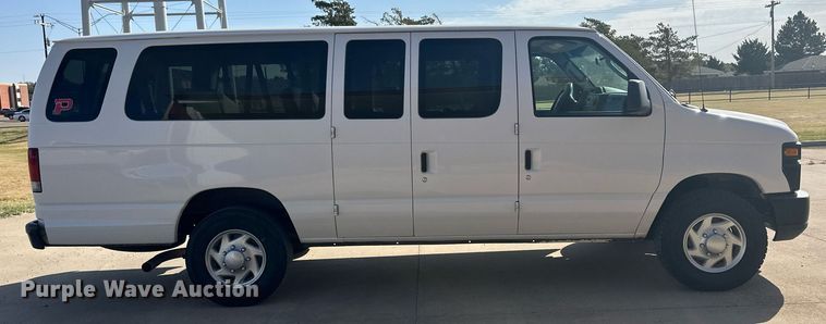 image for item ER8063 2012 Ford E350 Super Duty van