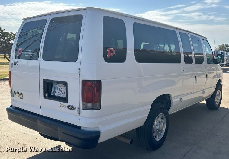 image for item ER8063 2012 Ford E350 Super Duty van
