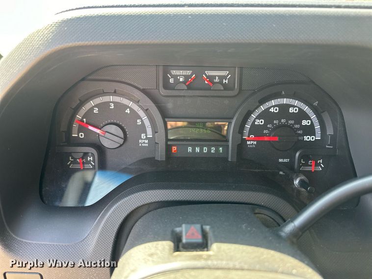 image for item ER8063 2012 Ford E350 Super Duty van