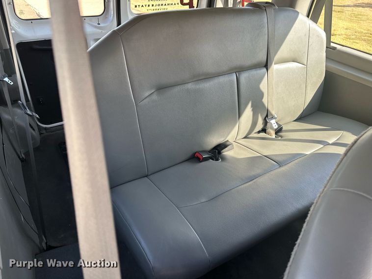 image for item ER8063 2012 Ford E350 Super Duty van