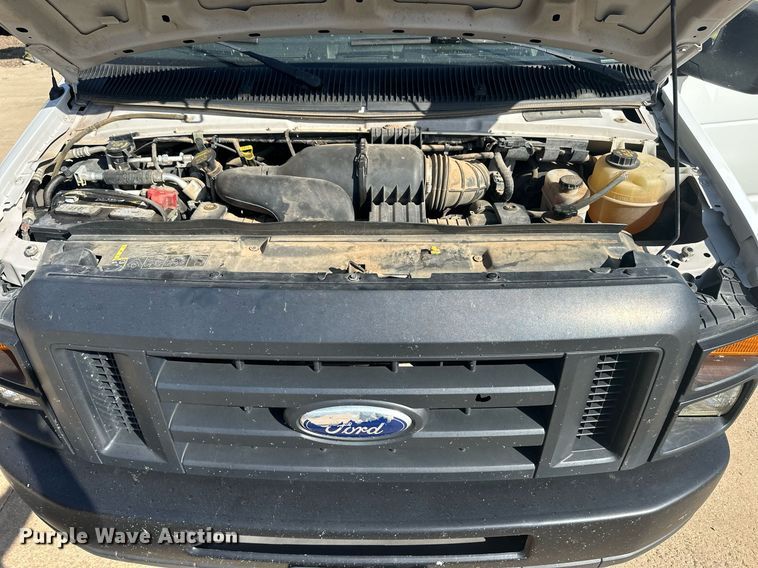 image for item ER8063 2012 Ford E350 Super Duty van