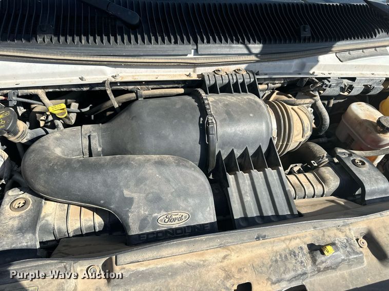 image for item ER8063 2012 Ford E350 Super Duty van