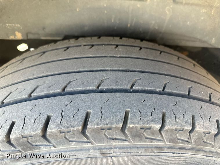 image for item ER8063 2012 Ford E350 Super Duty van