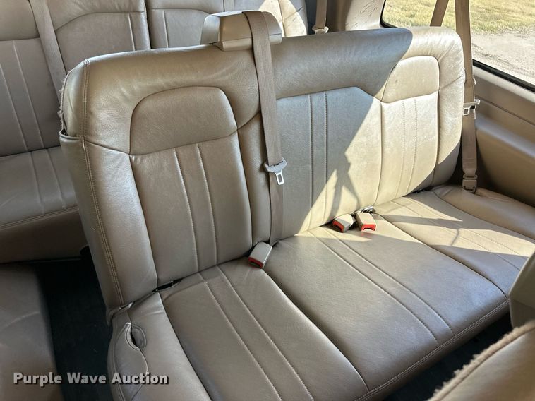 image for item ER8066 2013 Chevrolet Express 3500 van