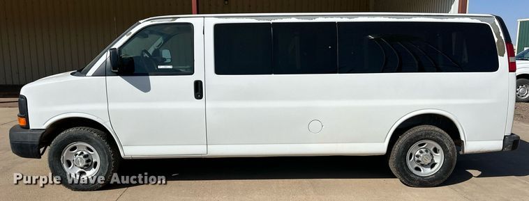 image for item ER8067 2010 Chevrolet Express 3500 van