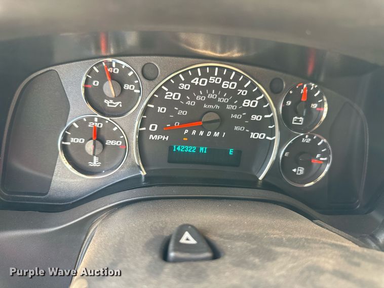 image for item ER8067 2010 Chevrolet Express 3500 van