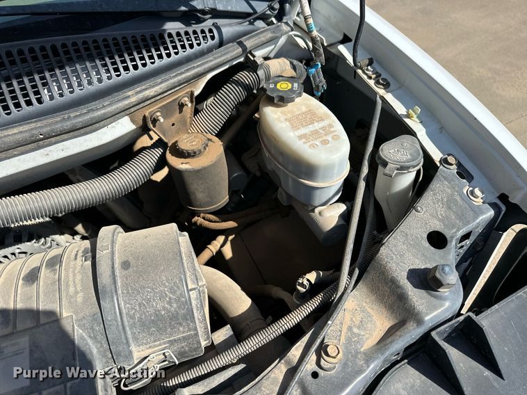 image for item ER8067 2010 Chevrolet Express 3500 van