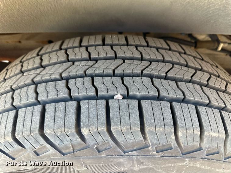 image for item ER8068 2010 Chevrolet Express 3500 van