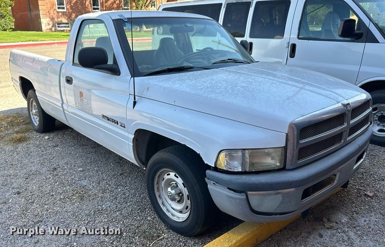 image for item ER8069 1998 Dodge Ram 1500 pickup truck