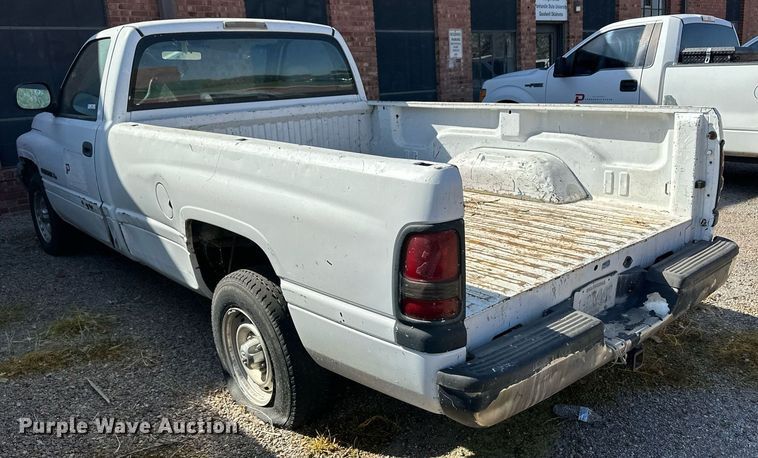 image for item ER8069 1998 Dodge Ram 1500 pickup truck