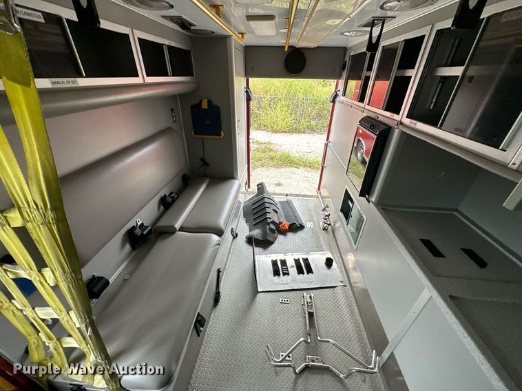 image for item JL9105 2008 Chevrolet C4500 ambulance