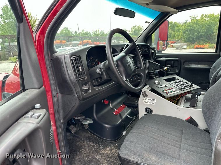 image for item JL9105 2008 Chevrolet C4500 ambulance