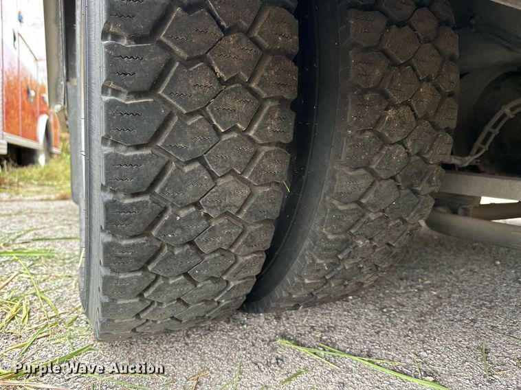 image for item JL9105 2008 Chevrolet C4500 ambulance