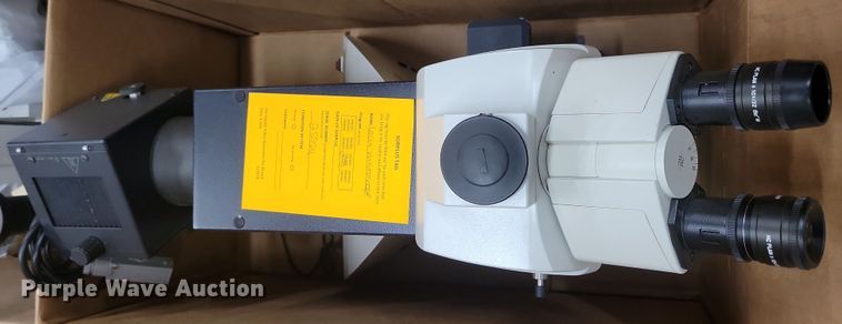 image for item JO9329 (5) Leica microscopes 