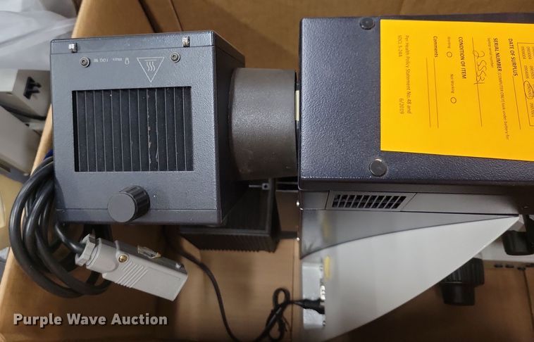 image for item JO9329 (5) Leica microscopes 