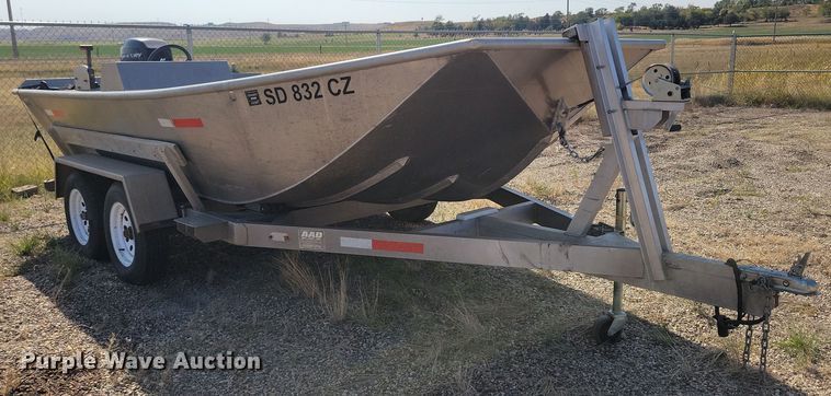 image for item JO9335 2005 AAD Welding boat