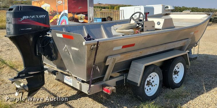 image for item JO9335 2005 AAD Welding boat