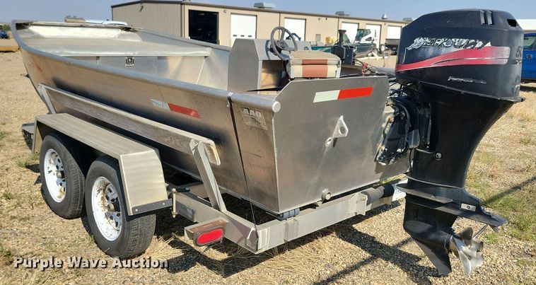 image for item JO9335 2005 AAD Welding boat