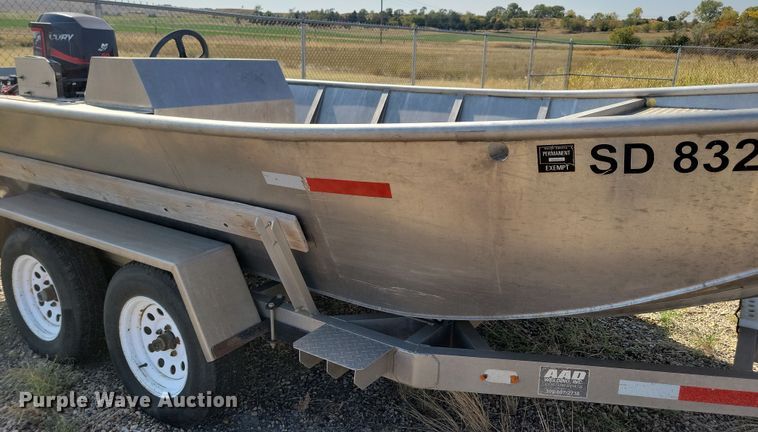 image for item JO9335 2005 AAD Welding boat