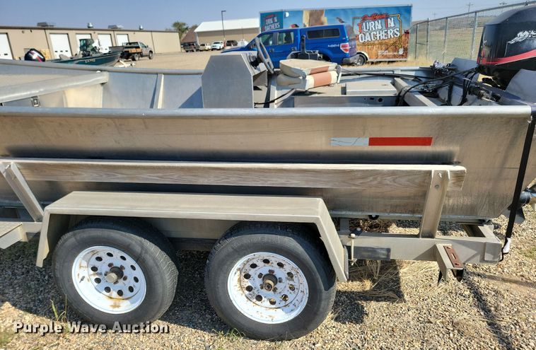 image for item JO9335 2005 AAD Welding boat