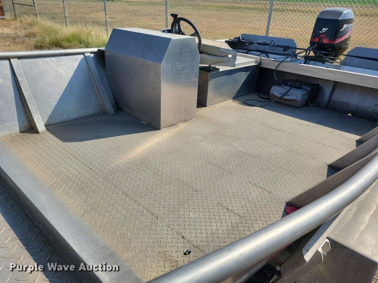 image for item JO9335 2005 AAD Welding boat