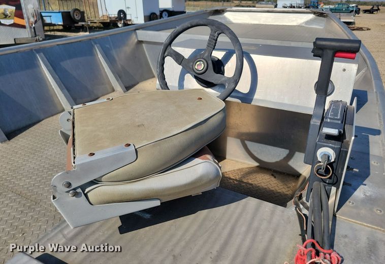 image for item JO9335 2005 AAD Welding boat