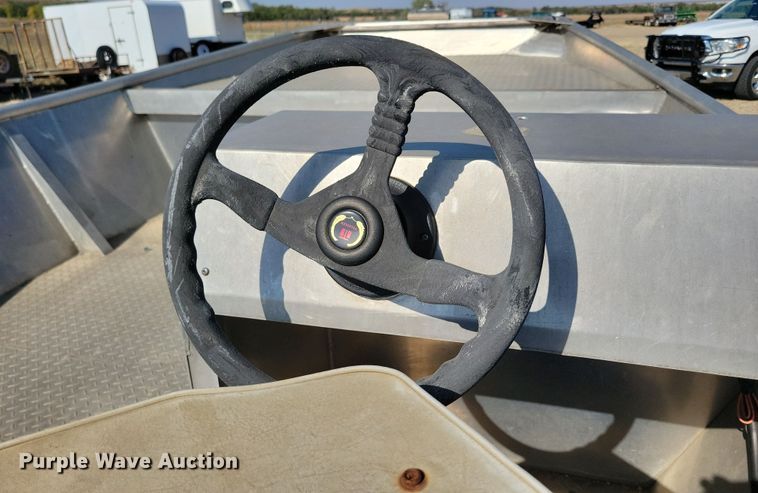 image for item JO9335 2005 AAD Welding boat