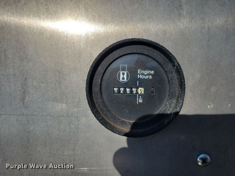 image for item JO9335 2005 AAD Welding boat