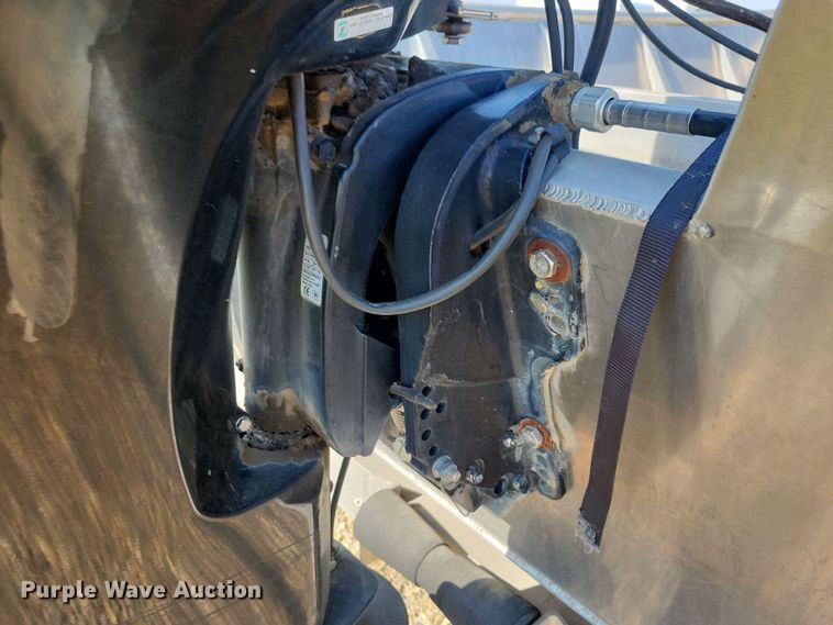 image for item JO9335 2005 AAD Welding boat