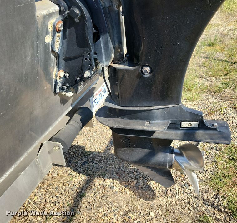 image for item JO9335 2005 AAD Welding boat