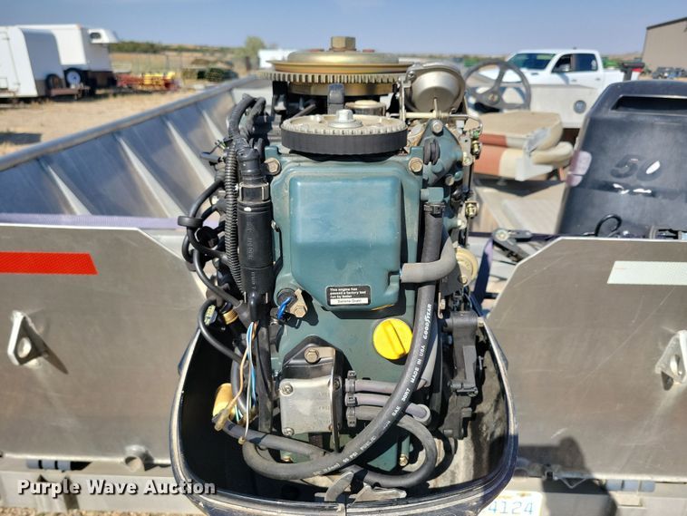 image for item JO9335 2005 AAD Welding boat