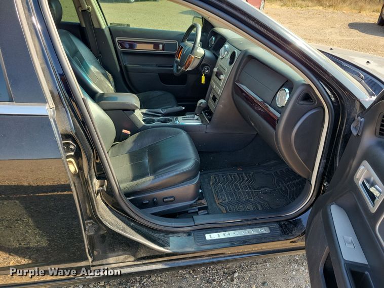 image for item JO9338 2007 Lincoln MKZ 