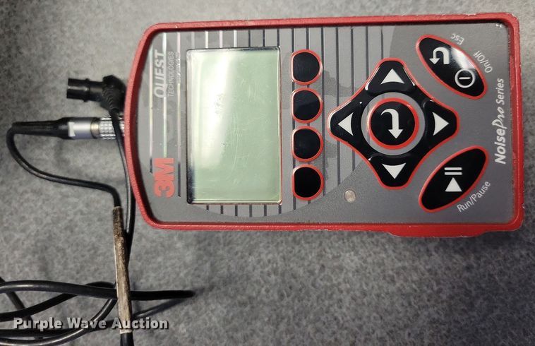 image for item JO9370 (5) 3M Quest Technologies DLX dosimeter noise detectors