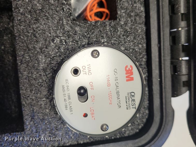 image for item JO9370 (5) 3M Quest Technologies DLX dosimeter noise detectors