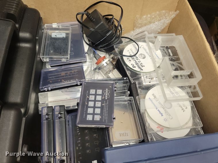 image for item JO9371 Laboratory equipment