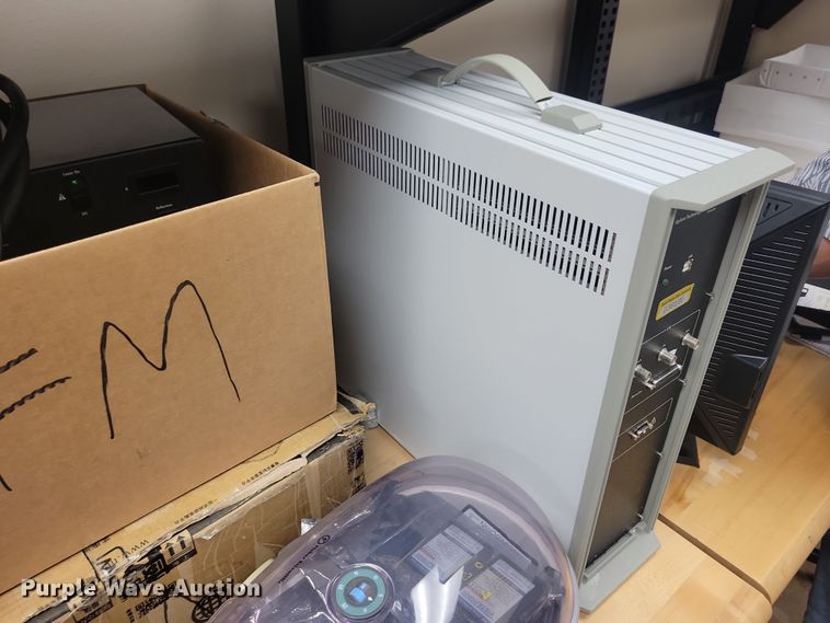 image for item JO9371 Laboratory equipment