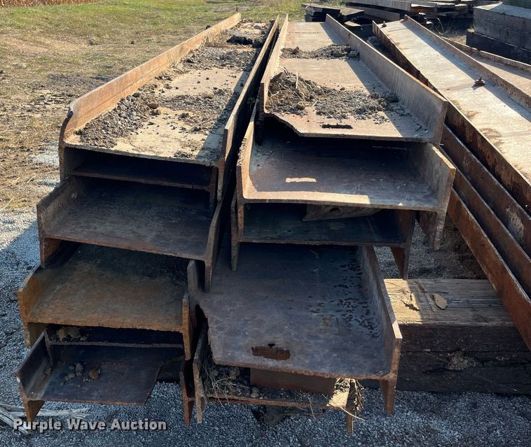 image for item LC9044 Approximately 12 steel I-beams