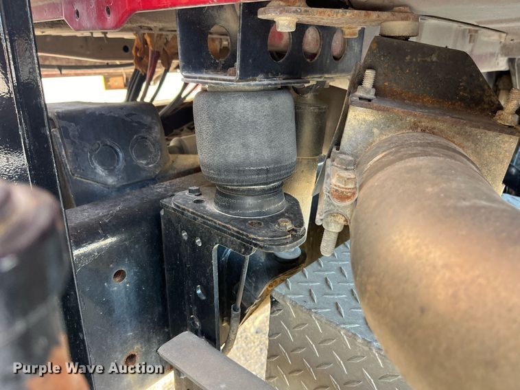 image for item LC9225 2006 Mack CV713 dump truck