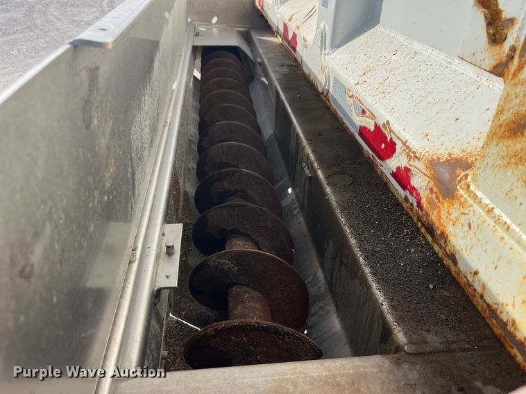 image for item LC9225 2006 Mack CV713 dump truck